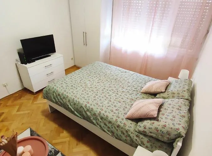 Appartement Lenka -split ,great Location *