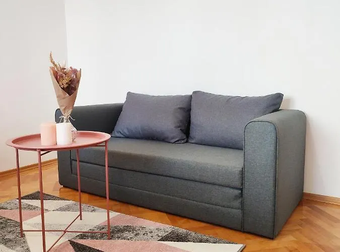 Lenka -split ,great Location Daire